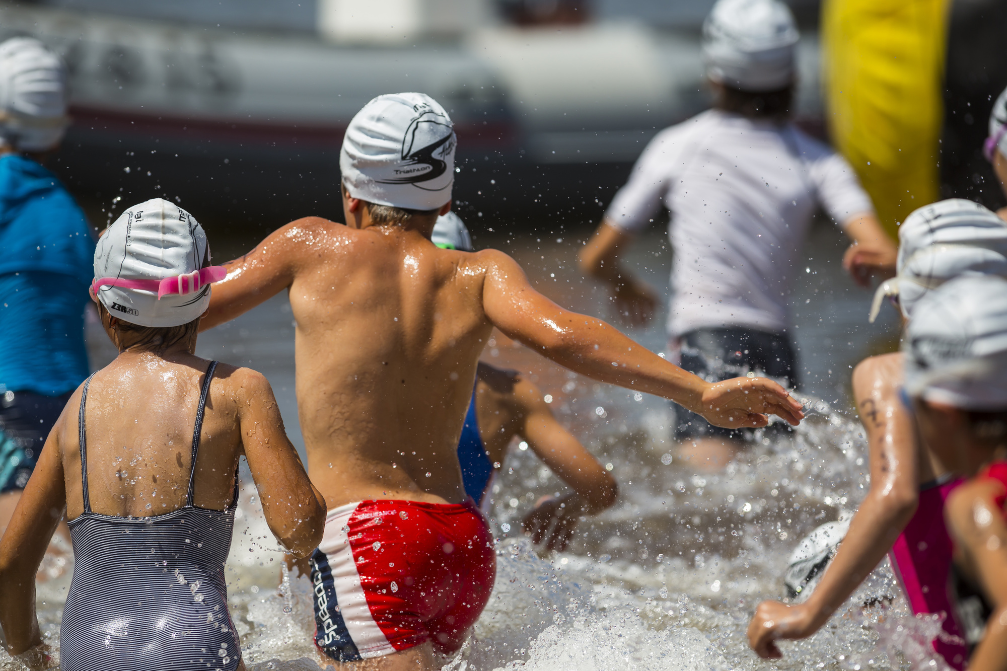 kids in triathlon